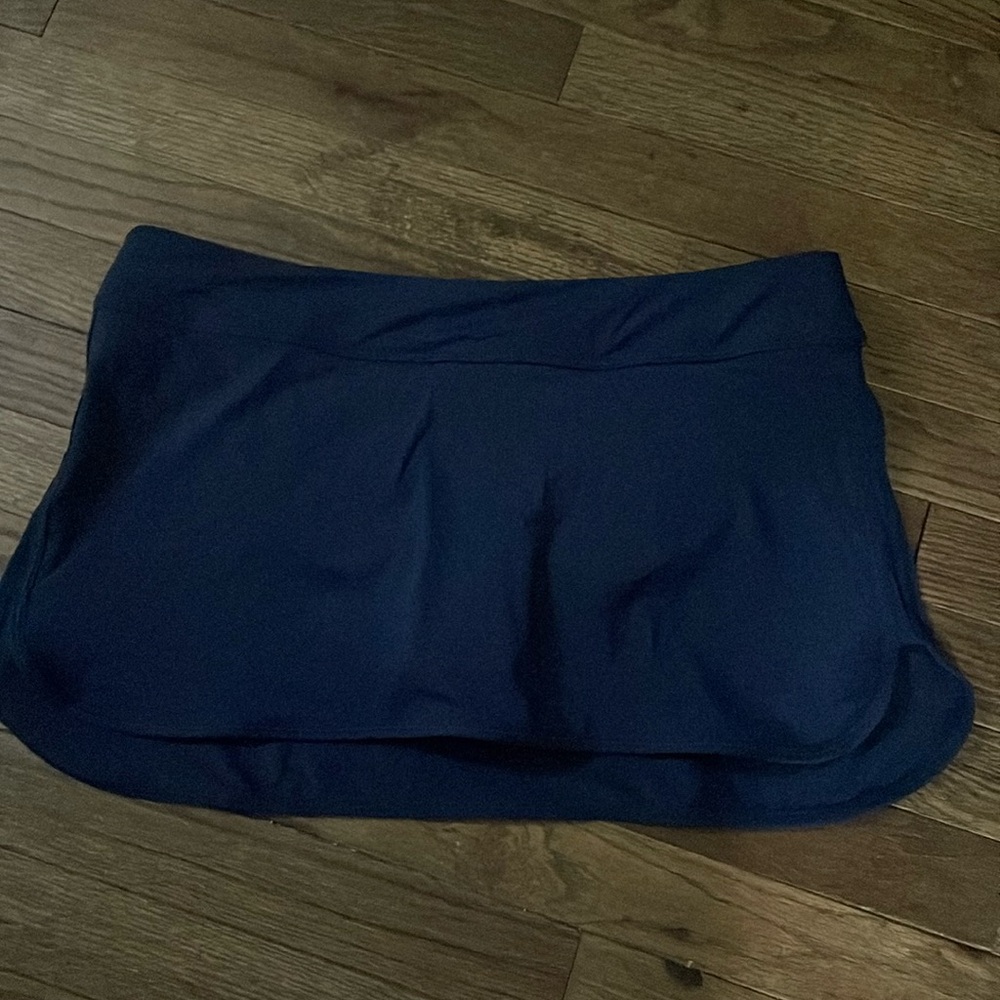 NWT Athleta navy blue tidal swim skirt